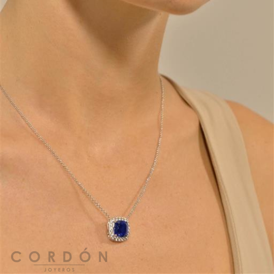 collar-plata-rodio-medallon-redondo-circonitas-blancas-salvatore