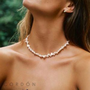 collar-acabado-en-oro-18kt-perlas-vidal-vidal