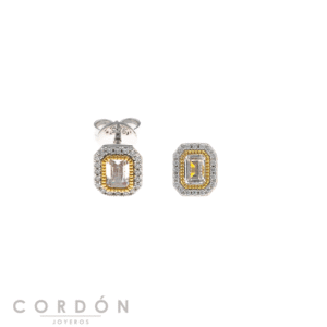 Pendientes Salvatore Plata 136A0792 Astral rectangulares de plata rodiada con circonitas blancas y línea dorada vista completa