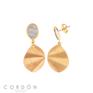 Pendientes Salvatore Plata 203A0397 Bamboo de plata chapada en oro con óvalo diamantado e interior en rodio vista completa