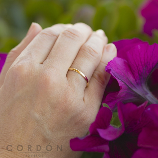 alianza-en-oro-con-brillo-2-5mm