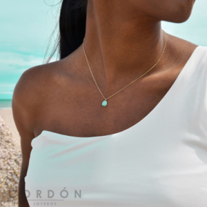 collar-plata-gota-coral-salvatore-213c0171