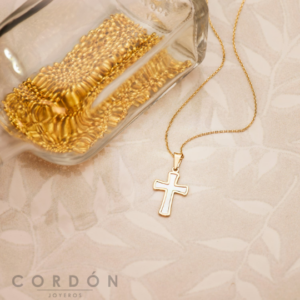 cruz-oro-amarillo-18k-nacar-12x18mm