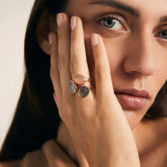 anillo-acabado-oro-18kt-piedras-multicolor-vidal-vidal