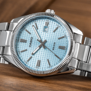 Detalle de la esfera azul hielo del Casio MTP-1302PD-2A2VEF
