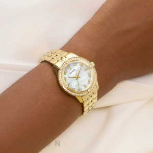 Reloj Guess mujer dorado para uso diario y eventos