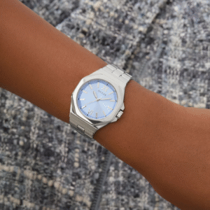 Perfil lateral del Reloj Guess Empress con caja octogonal 34 mm