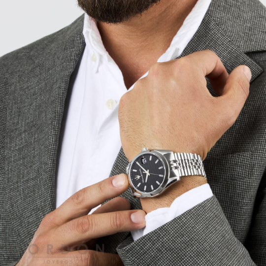 Reloj Maserati hombre estilo elegante con esfera negra